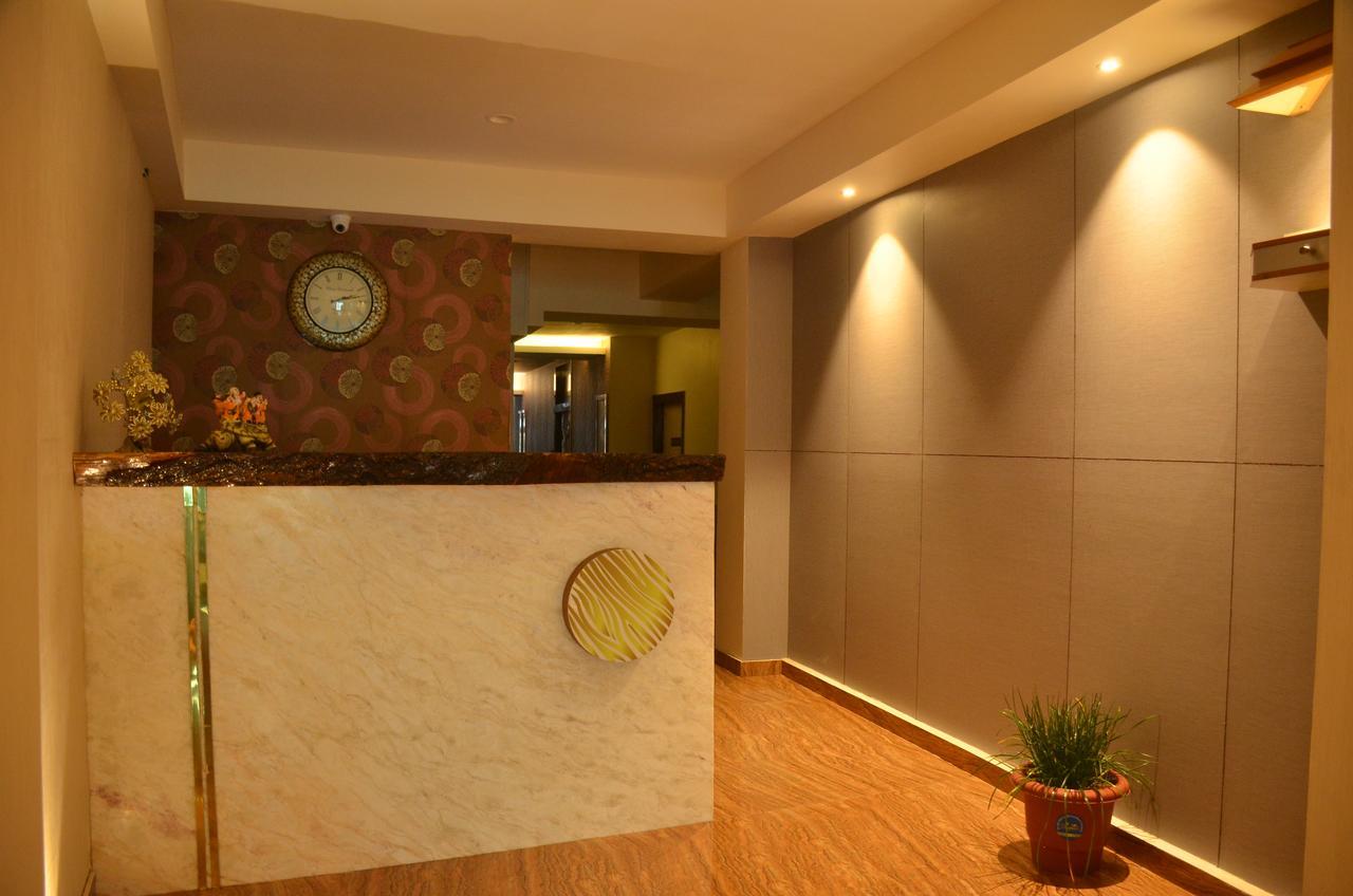 Hotel Aura Shillong Extérieur photo